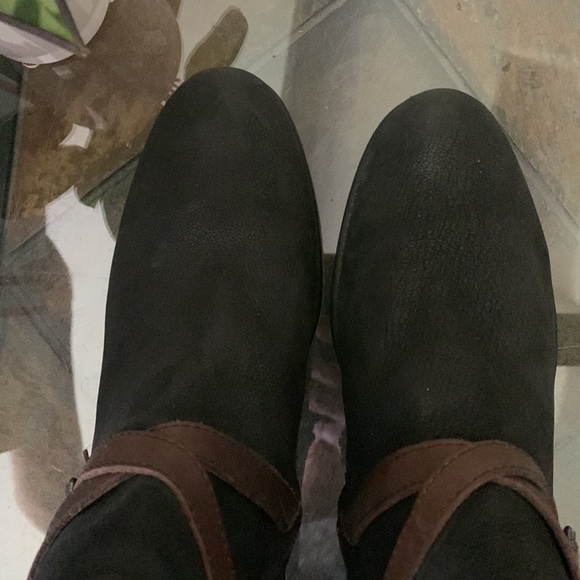 BUSSOLA Alesia Strap Ankle Boots - Picture 5 of 13